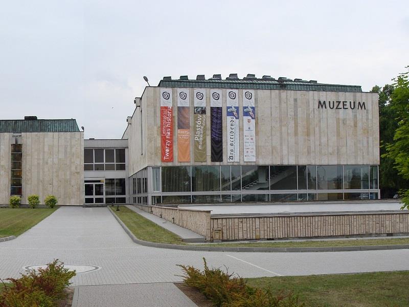 Muzeum Państwa Polskiego 1